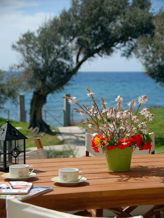 Melinda Holiday House Plomari Room photo