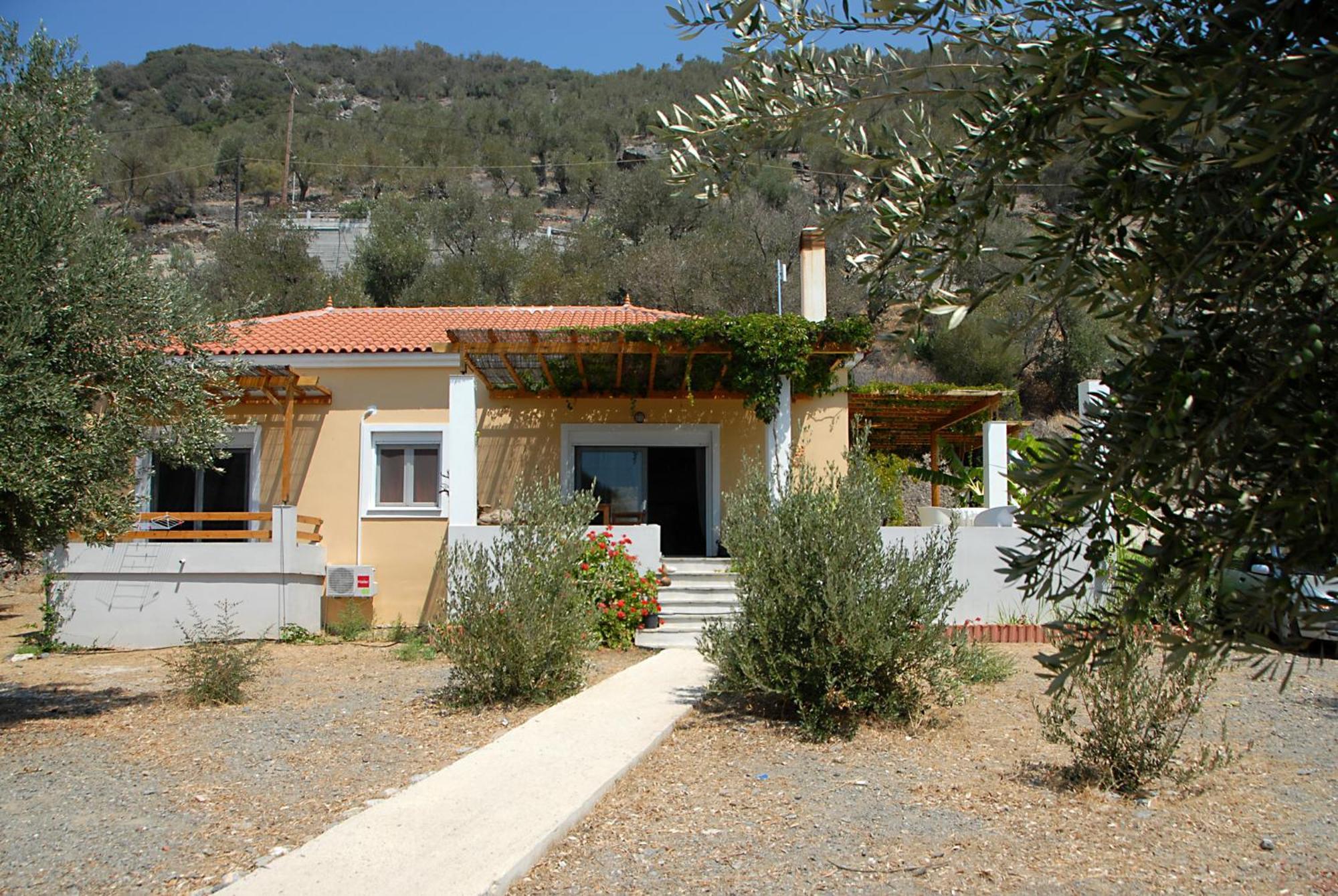 Melinda Holiday House Plomari Exterior photo